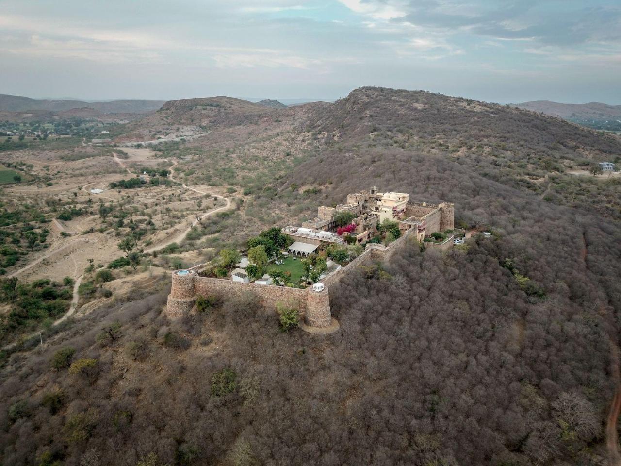 Ramathra Fort Hotel Sapotra Екстериор снимка